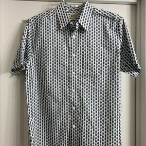 Haggar Clothing Men's Pineapple Button-Down Shirt, Size M
